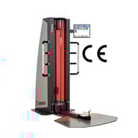 Kineo Globus Pulley Squat: Dos estaciones de trabajo para realizar ejercicios de cuerpo completo