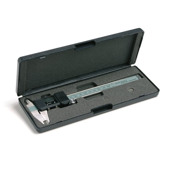 Pie de rey acero inox. digital 15 cm.