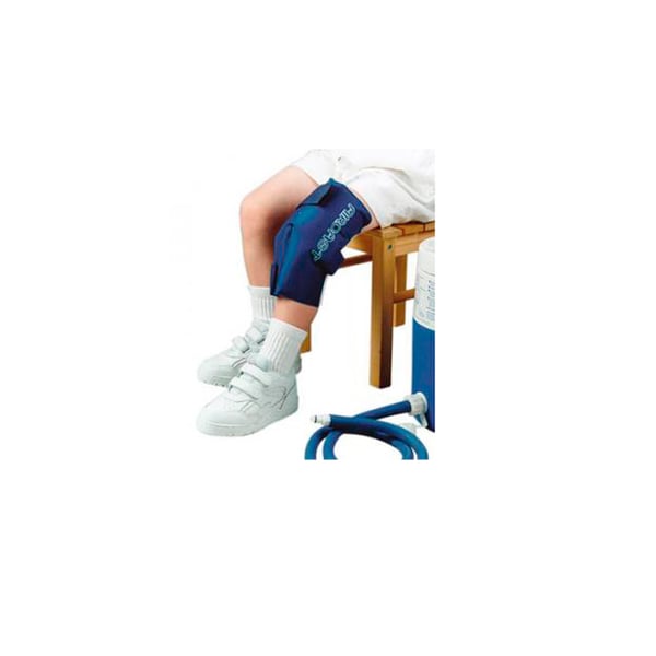 Rodillera Cryo/Cuff: Anatómica y fácil de colocar (tres tallas disponibles)