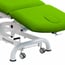 Camilla eléctrica multifuncional para osteopatía: tres cuerpos, con tres motores, respaldo reclinable en negativo, portarrollos y ruedas escamoteables (dos modelos disponibles)