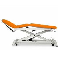Camilla eléctrica de osteopatía: tres cuerpos, con respaldo reclinable en negativo, pliegue central y subida recta sin desplazamiento lateral. Incluye tapón facial y ruedas escamoteables, con posición Trendelenburg Camilla eléctrica de osteopatía: tres cuerpos, con respaldo reclinable en negativo, pliegue central y subida recta sin desplazamiento lateral. Incluye tapón facial y ruedas escamoteables, con posición Trendelenburg