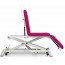 Camilla hidráulica: tres cuerpos, tipo sillón, con subida recta sin desplazamiento lateral, portarrollos, tapón facial y ruedas escamoteables (dos modelos disponibles)