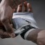 Vendas Boxeo Reebok: Ideal para mantener manos y muñecas protegidas cuando boxeas (color gris)