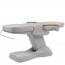 Sillón camilla de estética y belleza Clavi: Eléctrico con estructura metálica y cuatro motores, reposabrazos abatibles y portarrollos incluido Sillón camilla de estética y belleza Clavi: Eléctrico con estructura metálica y cuatro motores, reposabrazos abatibles y portarrollos incluido