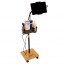 Carro de transporte para ecógrafo portátil SonoEye P2 Kinefis con base de madera y accesorios Carro de transporte para ecógrafo portátil SonoEye P2 Kinefis con base de madera y accesorios
