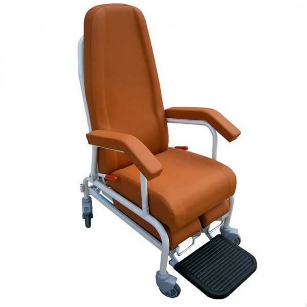 Sillón Clínico y Geriátrico Kinefis Kinetic Dúo: Con reposapiernas partido para ofrecer una mayor comodidad Sillón Clínico y Geriátrico Kinefis Kinetic Dúo: Con reposapiernas partido para ofrecer una mayor comodidad