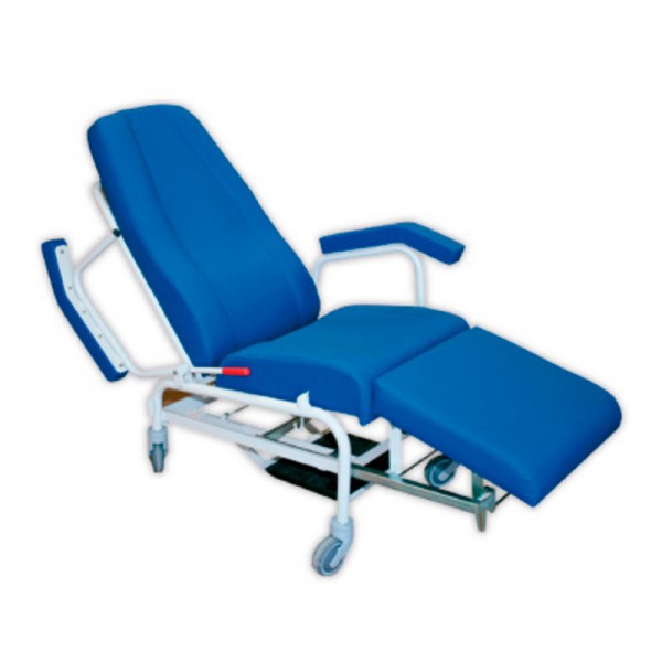 Sillón clínico y geriátrico Kinefis Kinetic: Estructura de gran robustez, trendelemburg y reposabrazos abatibles