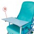 Mesita frontal-ventral: Desmontable, abatible, escamoteable e intercambiable de lado Mesita frontal-ventral: Desmontable, abatible, escamoteable e intercambiable de lado